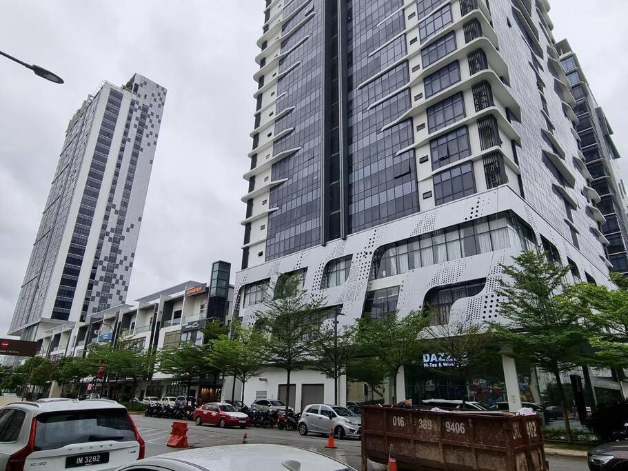 Free Parking Revo 2 Bedrooms Bukit Jalil L28 Kuala Lumpur