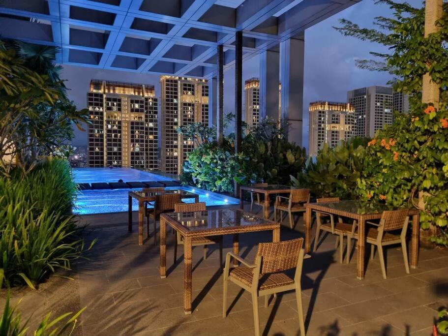 Free Parking Revo 2 Bedrooms Bukit Jalil L28