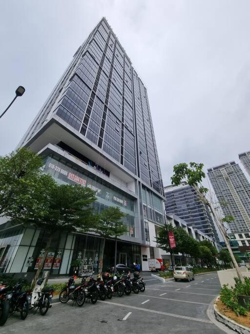 Free Parking Revo 2 Bedrooms Bukit Jalil L28 Kuala Lumpur